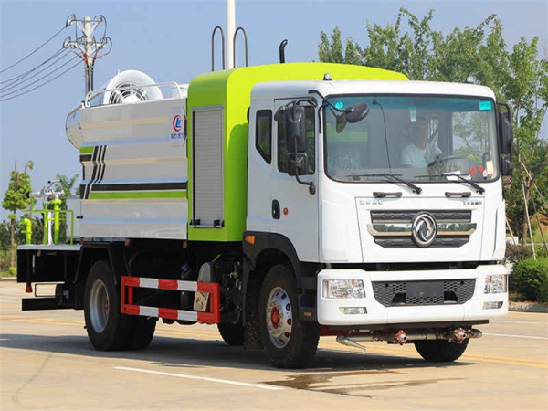 國(guó)六東風(fēng)D9 10噸（方罐）抑塵車(chē)