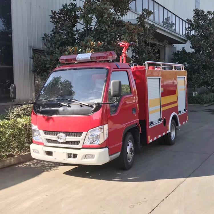 小型福田2噸消防灑水車