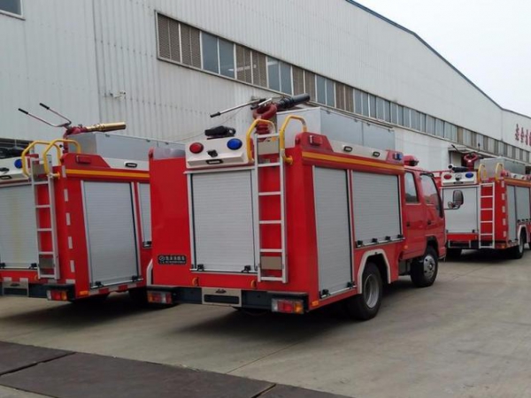 慶鈴小型泡沫消防車1.5噸