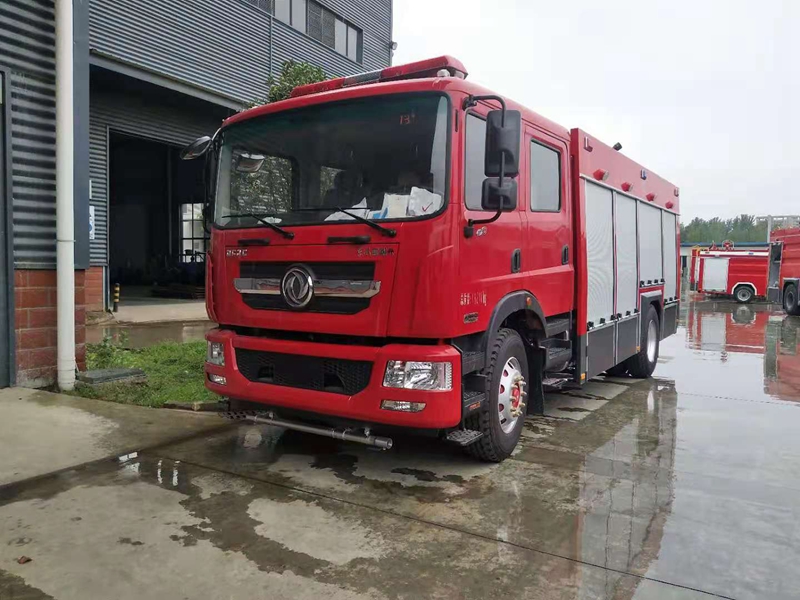 國六東風D9泡沫消防車6噸消防車